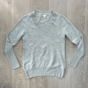J. Crew Collection Women’s Size S 100% Italian Cashmere Gray V-Neck Sweater